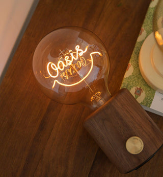 Kuitt Smiley Built-in Battery Table Lamp Arkstarhome