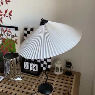 Squiggle Table Lamp Arkstarhome