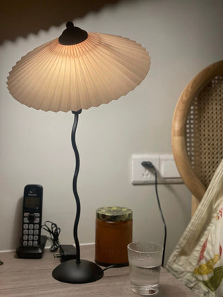 Squiggle Table Lamp Arkstarhome