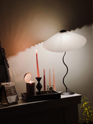 Squiggle Table Lamp Arkstarhome
